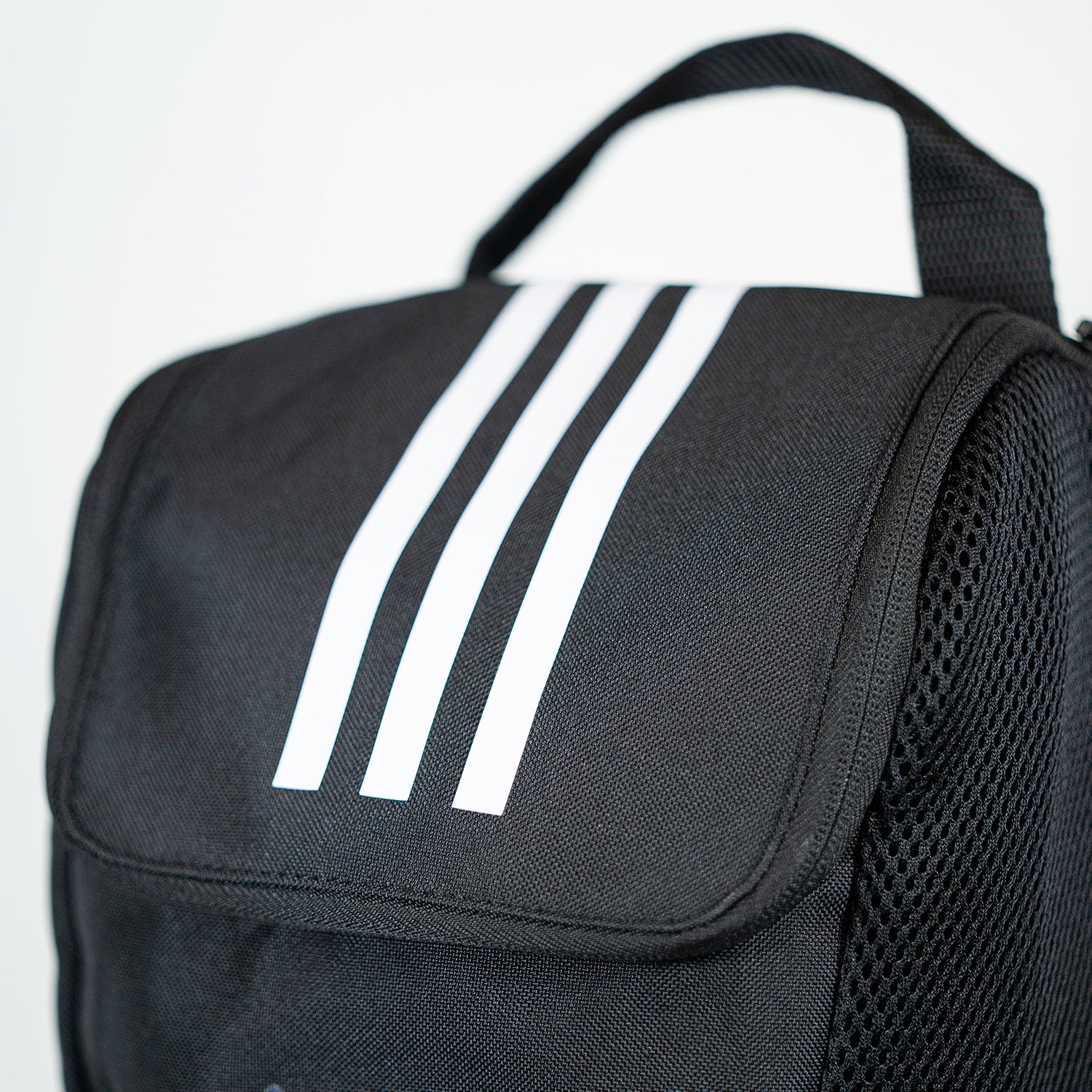 Porta Guayos Adidas 2026