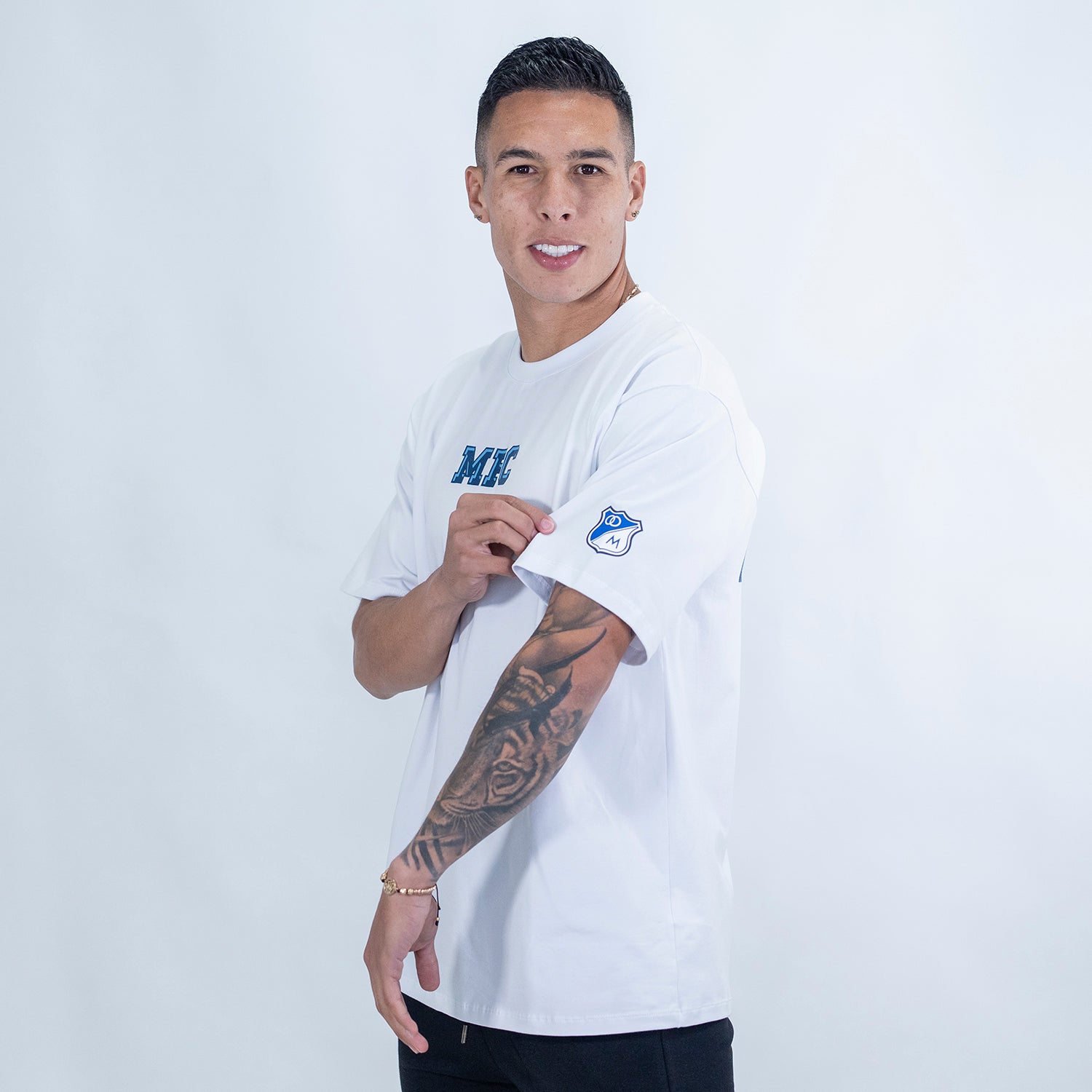 #BLANCO