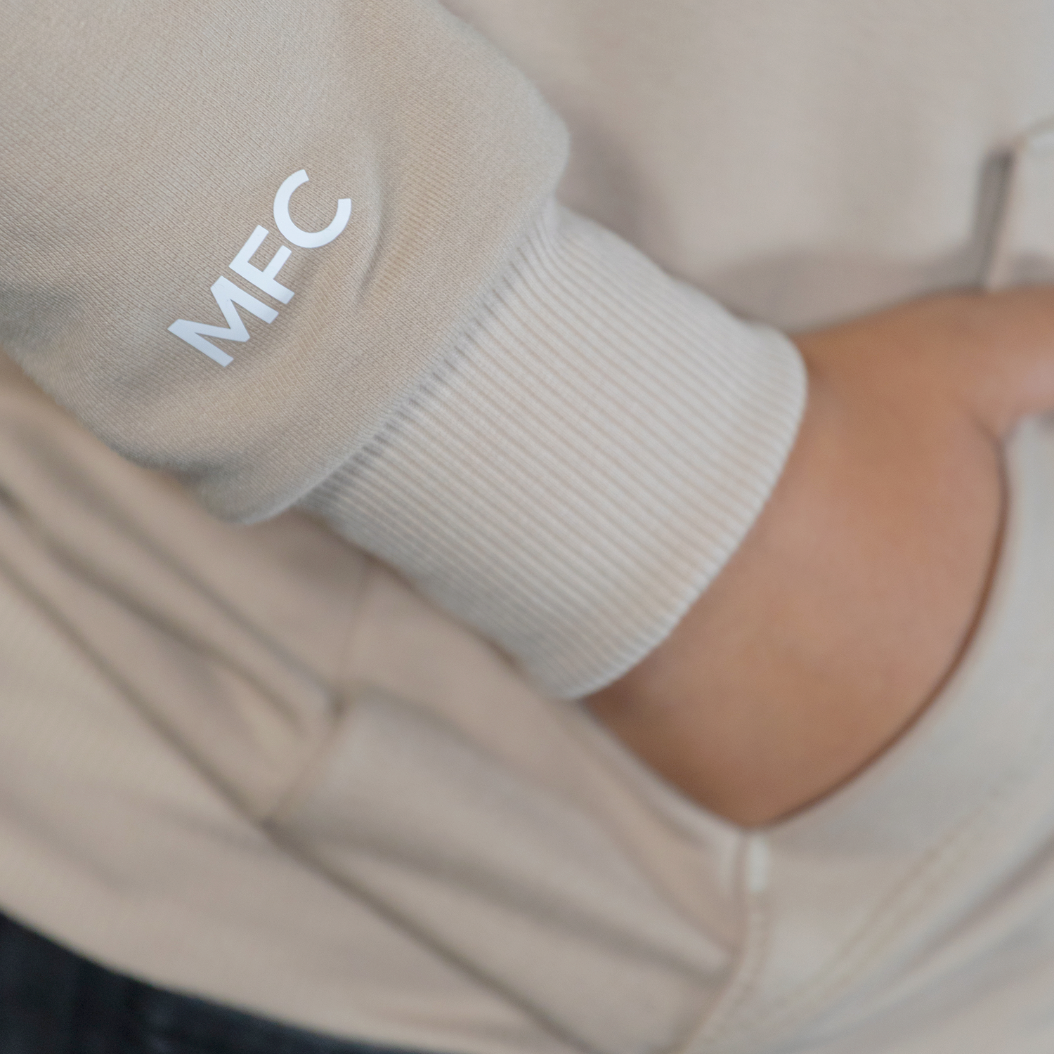 #BEIGE