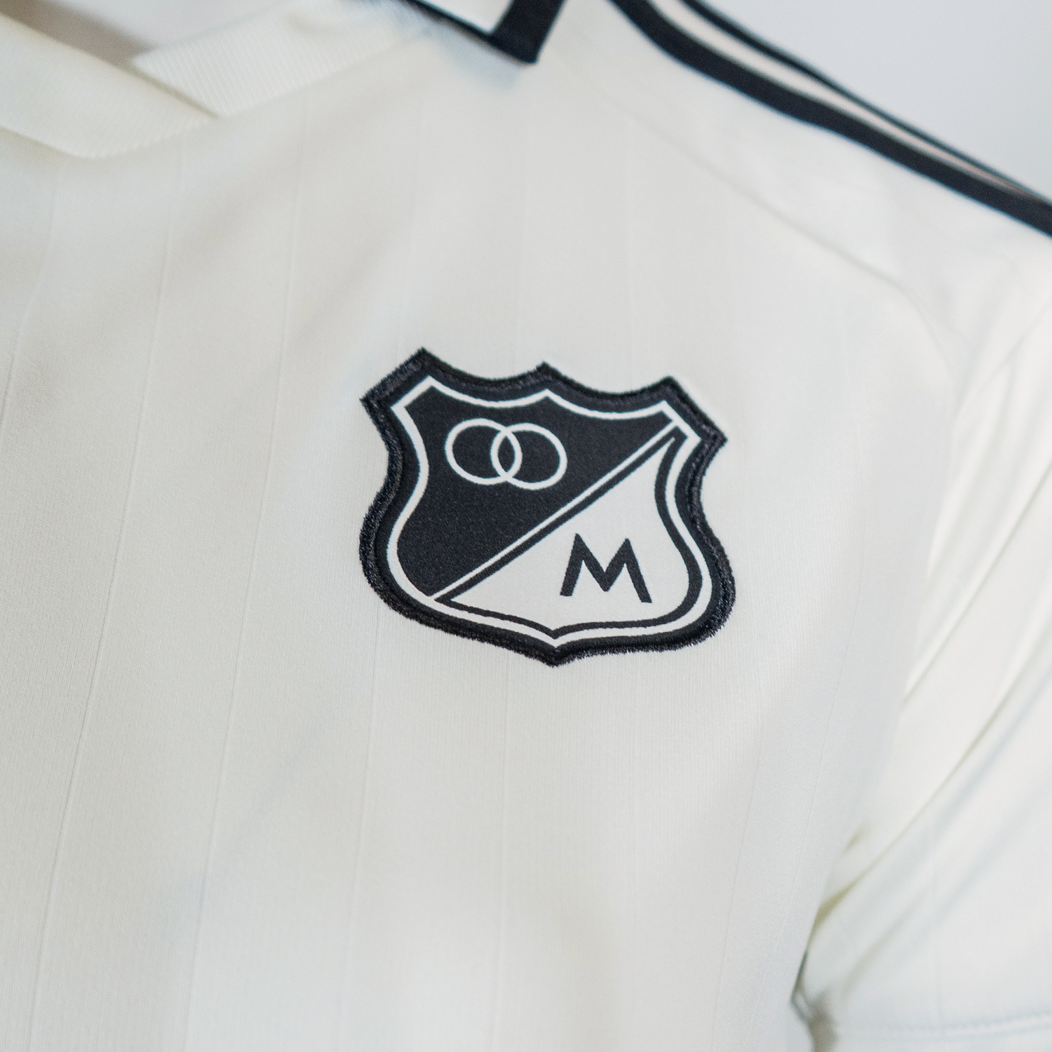 Tercera Camiseta Mujer Adidas 2026